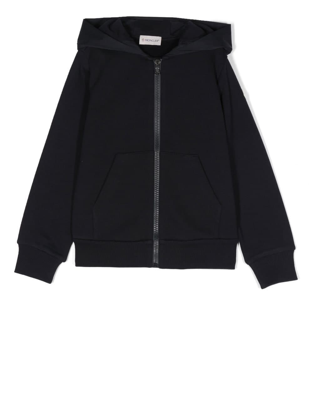 Felpa bambino blu con cappuccio e logo sulla manica